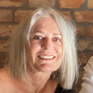 Meet your Posher, Shirley